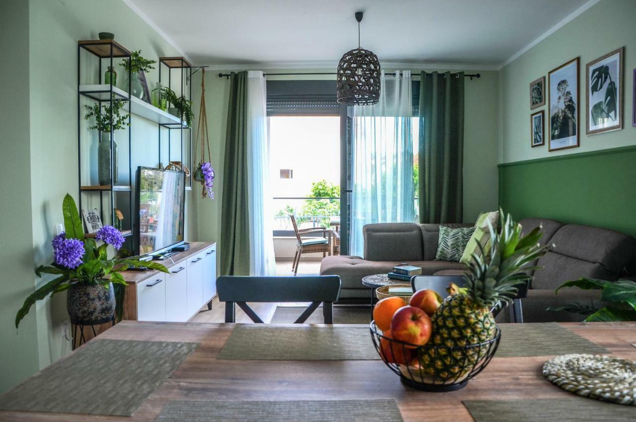 Premium-Designed Apartments 蒂瓦特 外观 照片